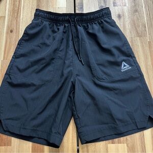 Reebok Black Athletic Training Shorts Size 10/12 Youth L